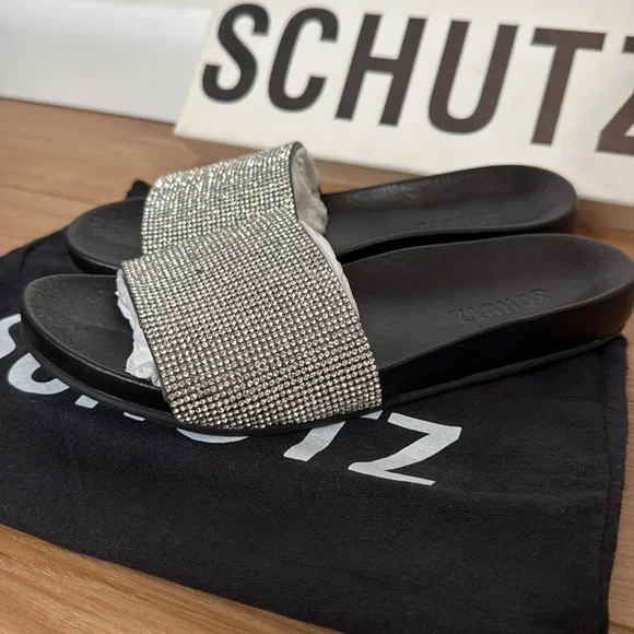Schutz x REVOLVE Kallana Slide in Black